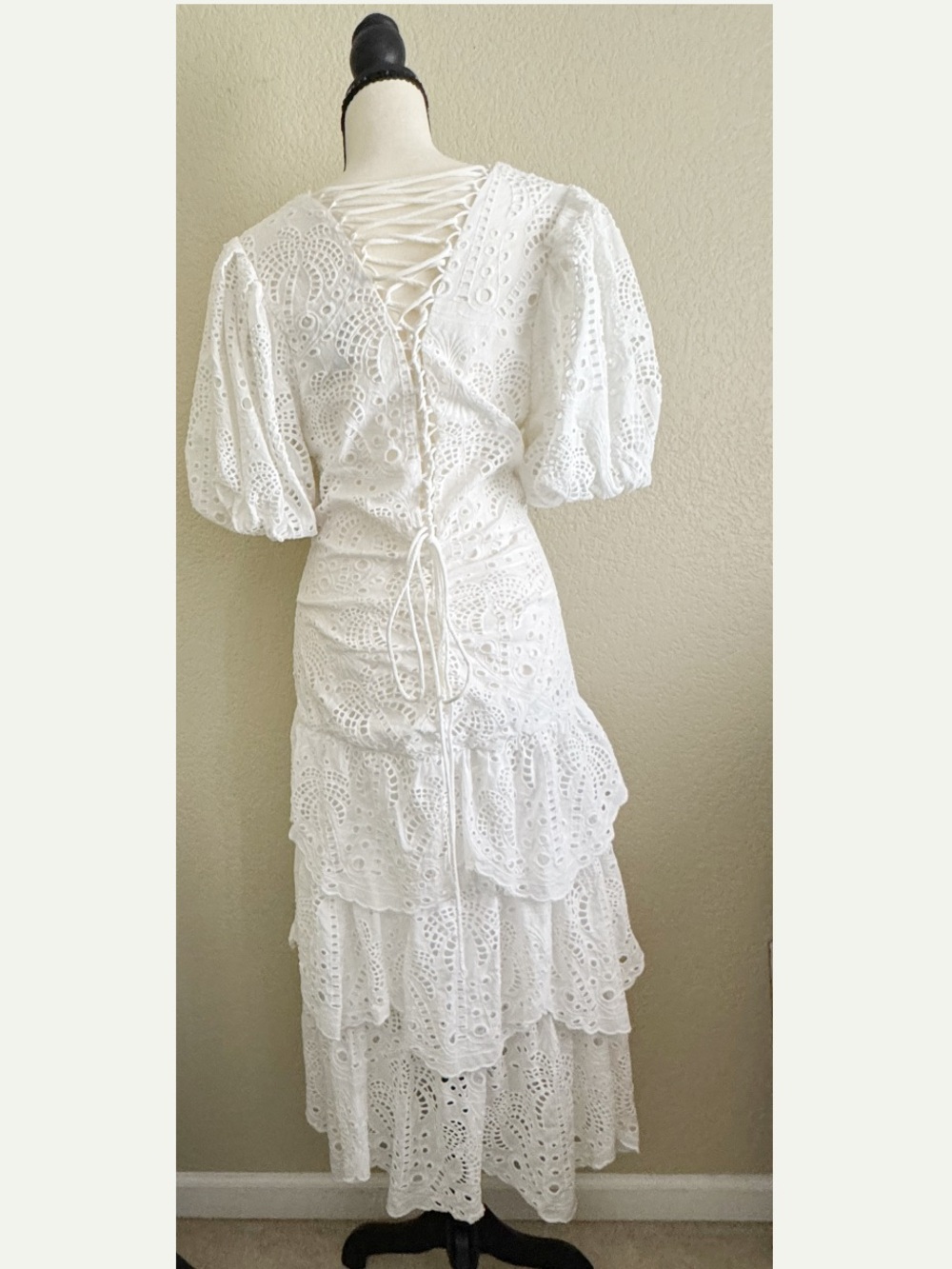 Farm Rio White Eyelet Tiered Midi Dress with Puff Sleeves Large - Picture 6 of 11